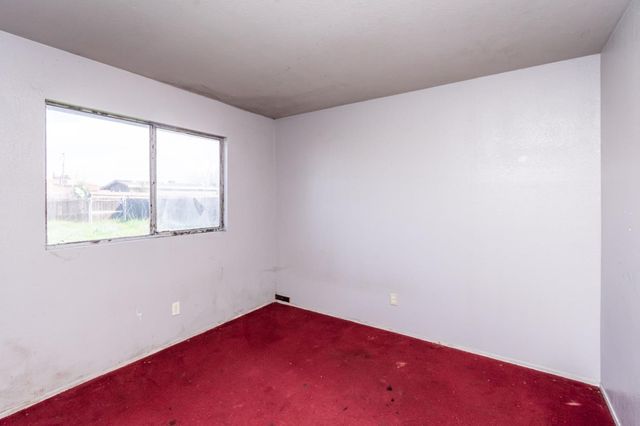 421 Lindsay Ave, Sacramento, CA 95838