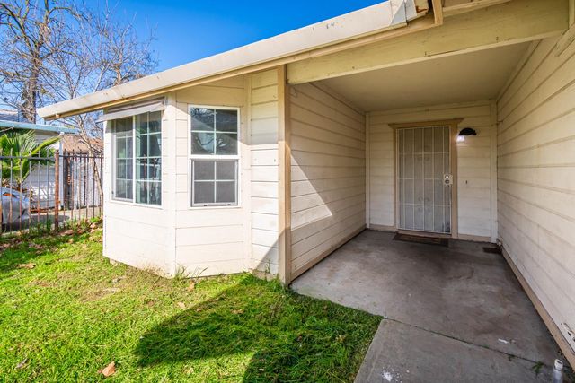 421 Lindsay Ave, Sacramento, CA 95838