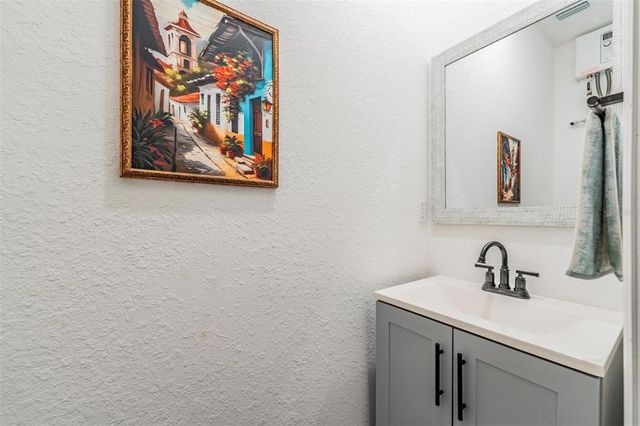 1835 16TH STREET S, St Petersburg, FL 33705