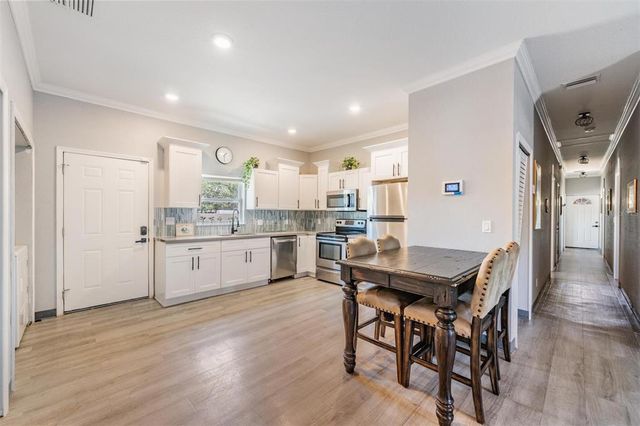 1835 16TH STREET S, St Petersburg, FL 33705