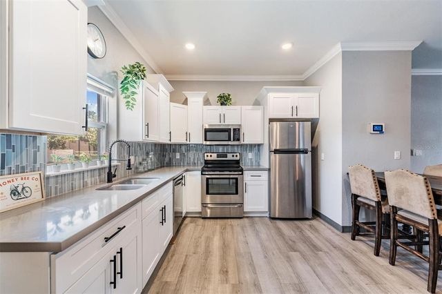 1835 16TH STREET S, St Petersburg, FL 33705