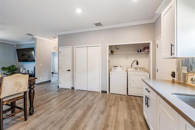 1835 16TH STREET S, St Petersburg, FL 33705