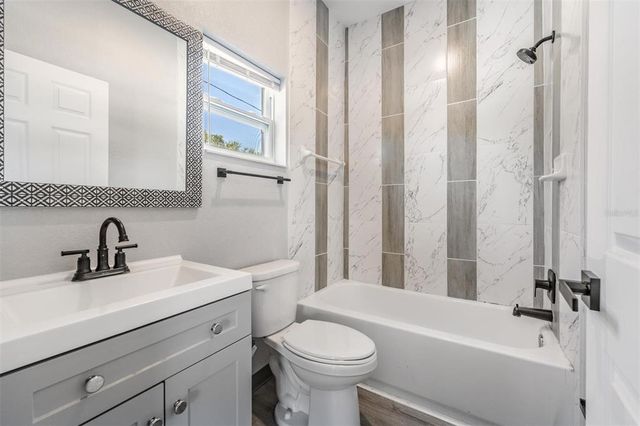 1835 16TH STREET S, St Petersburg, FL 33705