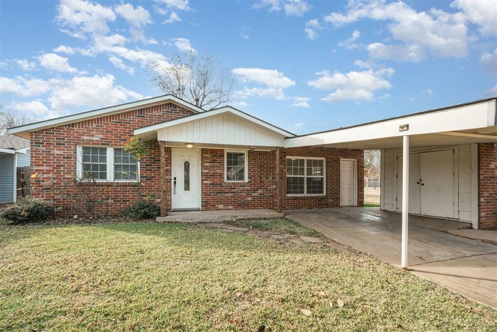 414 N 8th Street, Noble, OK 73068