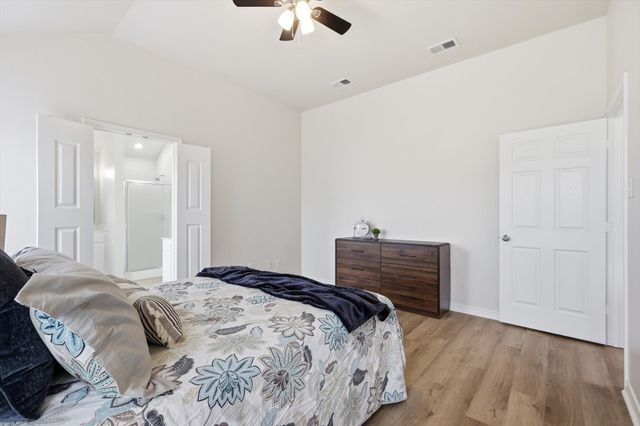 809 Mr Haney Drive, Midlothian, TX 76065