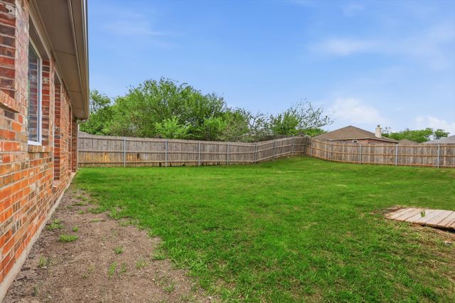 809 Mr Haney Drive, Midlothian, TX 76065