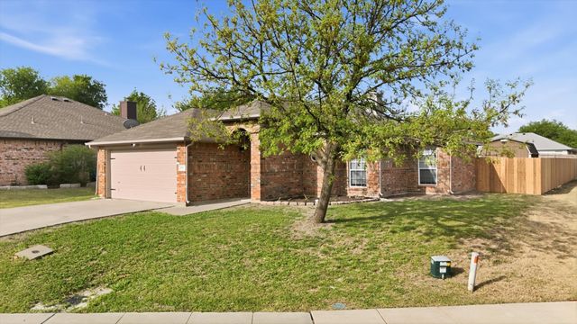 809 Mr Haney Drive, Midlothian, TX 76065