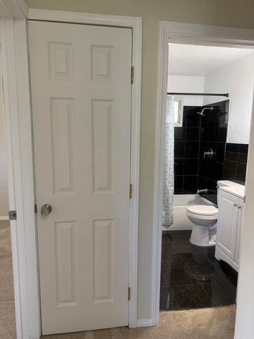 9018 Phoenix Avenue NE, Albuquerque, NM 87112