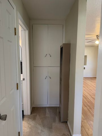 9018 Phoenix Avenue NE, Albuquerque, NM 87112