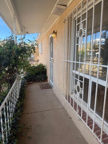 9018 Phoenix Avenue NE, Albuquerque, NM 87112