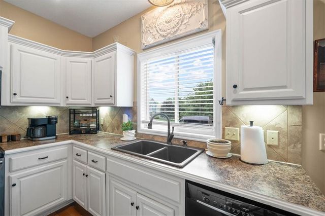 1304 ASHDOWN Circle, Raymore, MO 64083