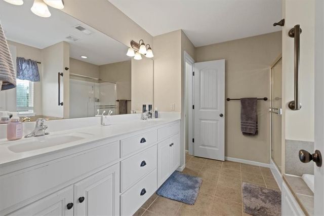 1304 ASHDOWN Circle, Raymore, MO 64083