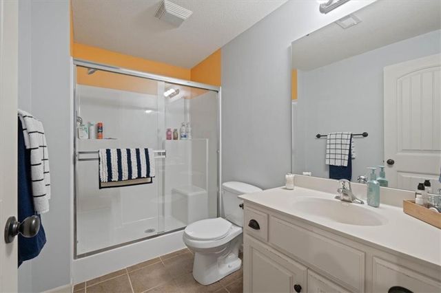 1304 ASHDOWN Circle, Raymore, MO 64083