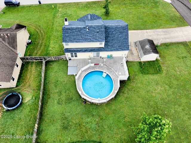 6500 Five Forks Dr, Pewee Valley, KY 40056