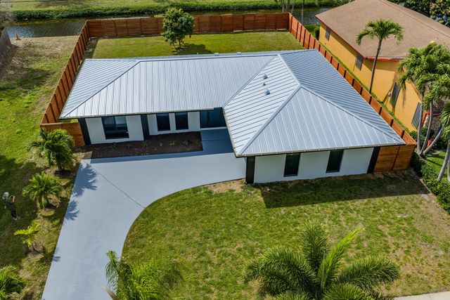 1382 N Mangonia Drive, West Palm Beach, FL 33401