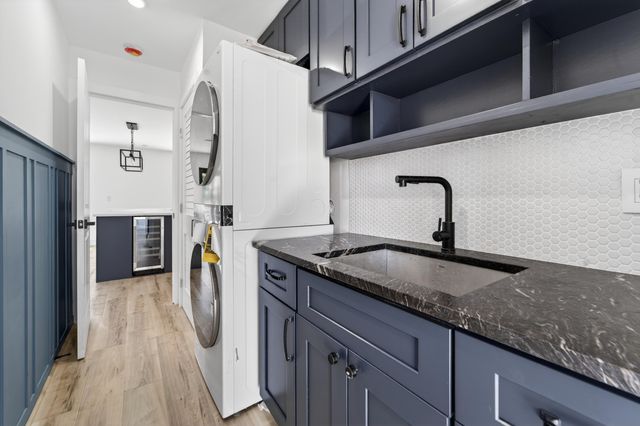 1382 N Mangonia Drive, West Palm Beach, FL 33401