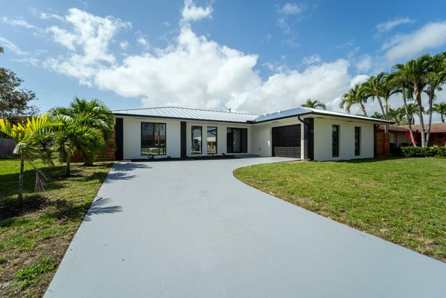 1382 N Mangonia Drive, West Palm Beach, FL 33401