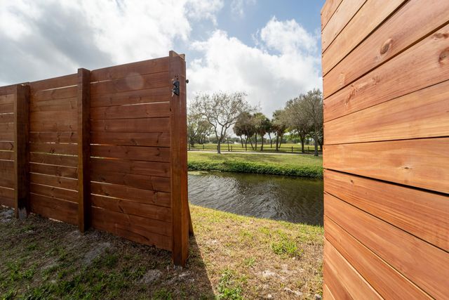 1382 N Mangonia Drive, West Palm Beach, FL 33401