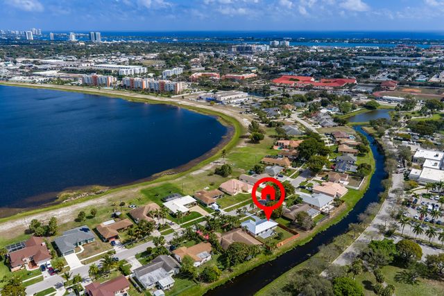 1382 N Mangonia Drive, West Palm Beach, FL 33401