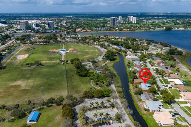 1382 N Mangonia Drive, West Palm Beach, FL 33401