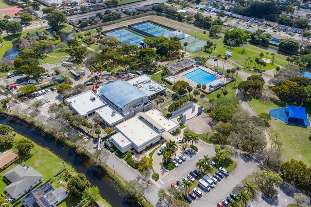 1382 N Mangonia Drive, West Palm Beach, FL 33401