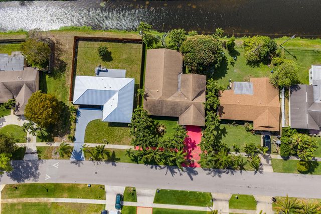 1382 N Mangonia Drive, West Palm Beach, FL 33401