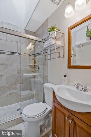 1344 LEVIS ST NE, Washington, DC 20002