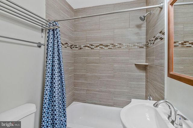 1344 LEVIS ST NE, Washington, DC 20002