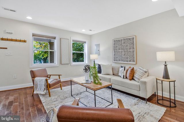 1344 LEVIS ST NE, Washington, DC 20002