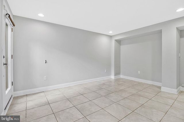 1344 LEVIS ST NE, Washington, DC 20002