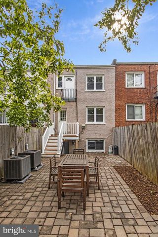 1344 LEVIS ST NE, Washington, DC 20002