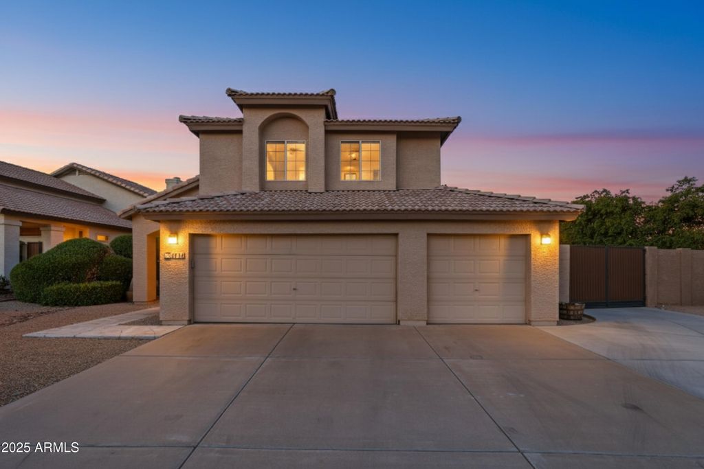 4714 E ROCKLEDGE Road, Phoenix, AZ 85044