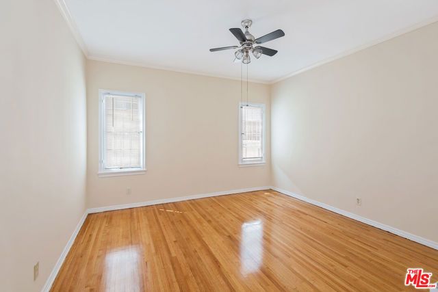 133 S Sweetzer Avenue, Los Angeles, CA 90048