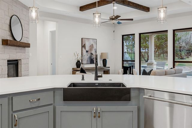 116 Rancho Deluxe, Liberty Hill, TX 78642