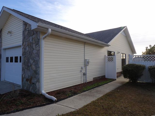 312 Flagstone Dr., Myrtle Beach, SC 29588