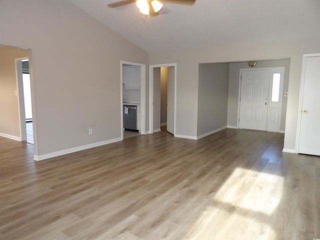 312 Flagstone Dr., Myrtle Beach, SC 29588