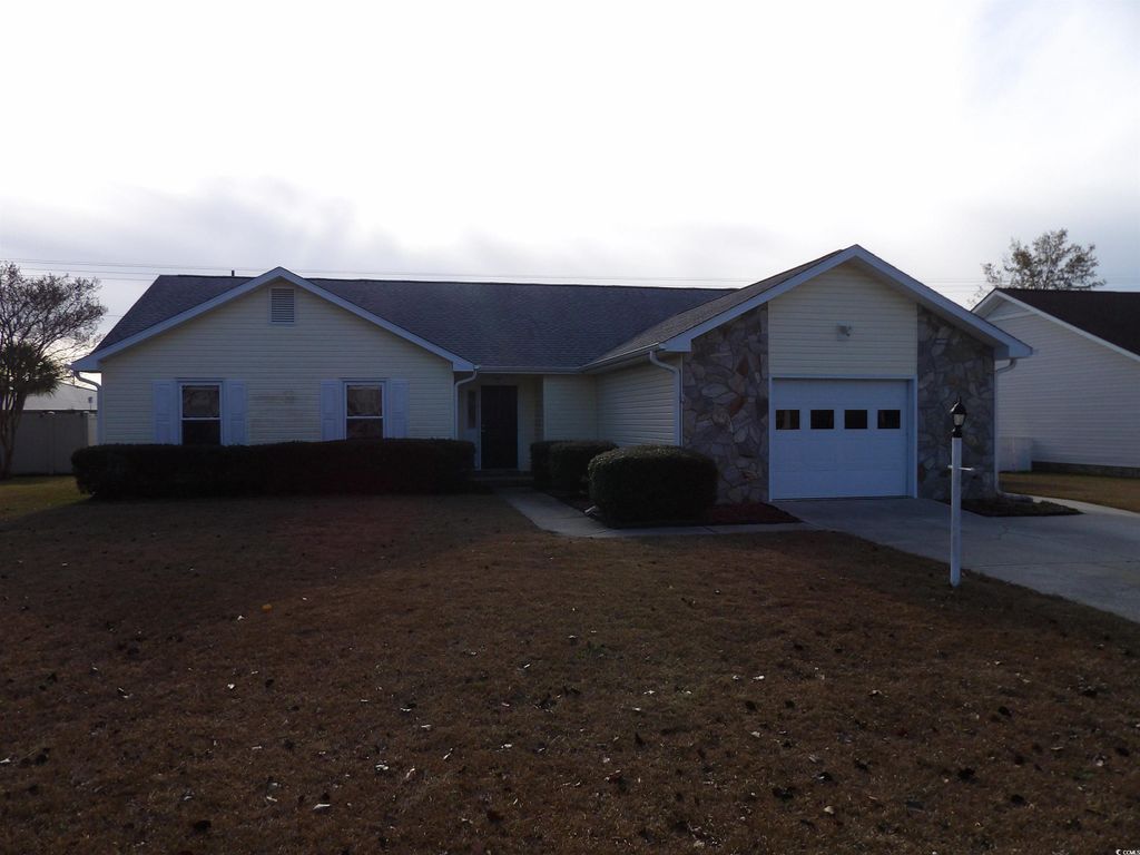 312 Flagstone Dr., Myrtle Beach, SC 29588