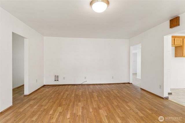 7 Cambridge Avenue, Rock Island, WA 98850