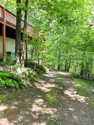 377 Scenic Drive, Hayesville, NC 28904