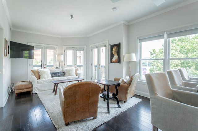 100 Market Street 301, Chattanooga, TN 37402