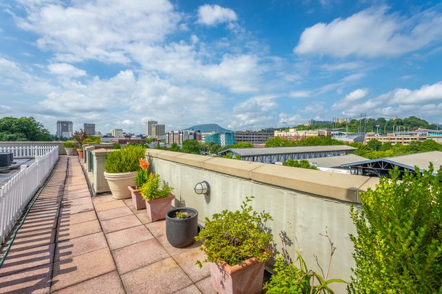 100 Market Street 301, Chattanooga, TN 37402