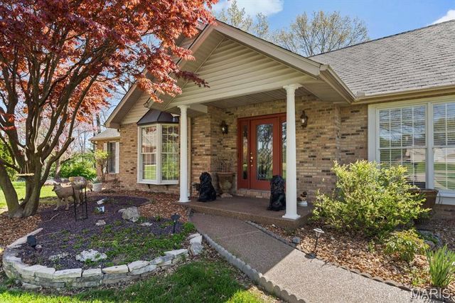 2 Sugar Hill Court, Edwardsville, IL 62025