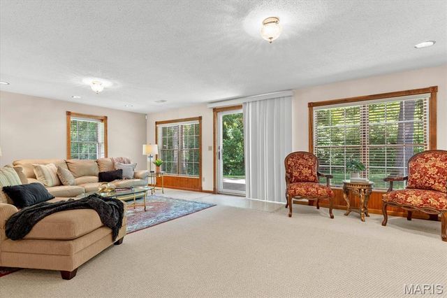 2 Sugar Hill Court, Edwardsville, IL 62025