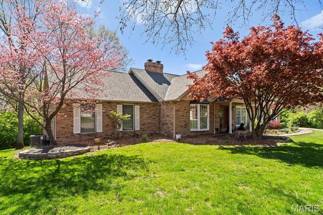 2 Sugar Hill Court, Edwardsville, IL 62025