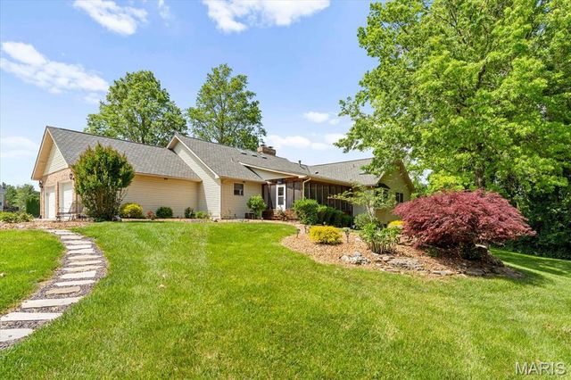 2 Sugar Hill Court, Edwardsville, IL 62025