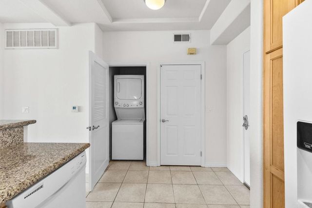 330 J Street 402, San Diego, CA 92101