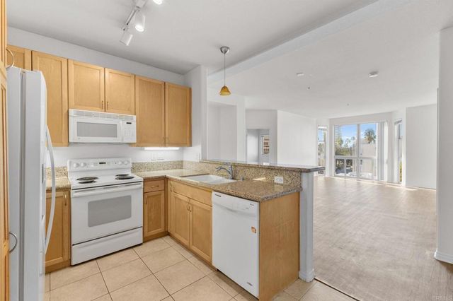 330 J Street 402, San Diego, CA 92101