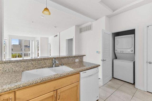 330 J Street 402, San Diego, CA 92101