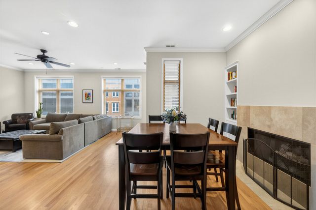 2245 W North Avenue 202, Chicago, IL 60647