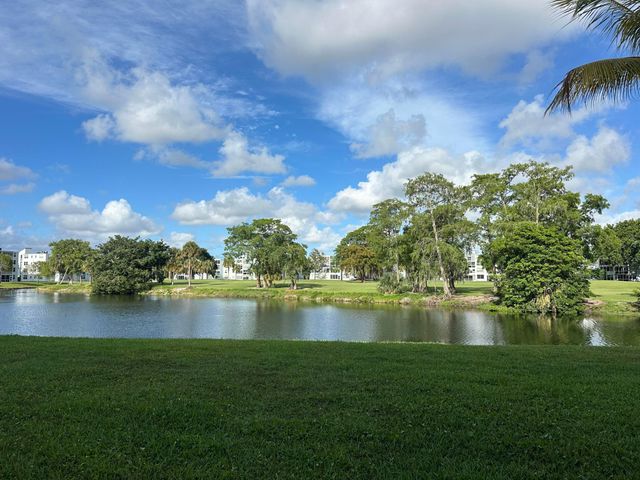 1650 NW 80th Avenue, Margate, FL 33063